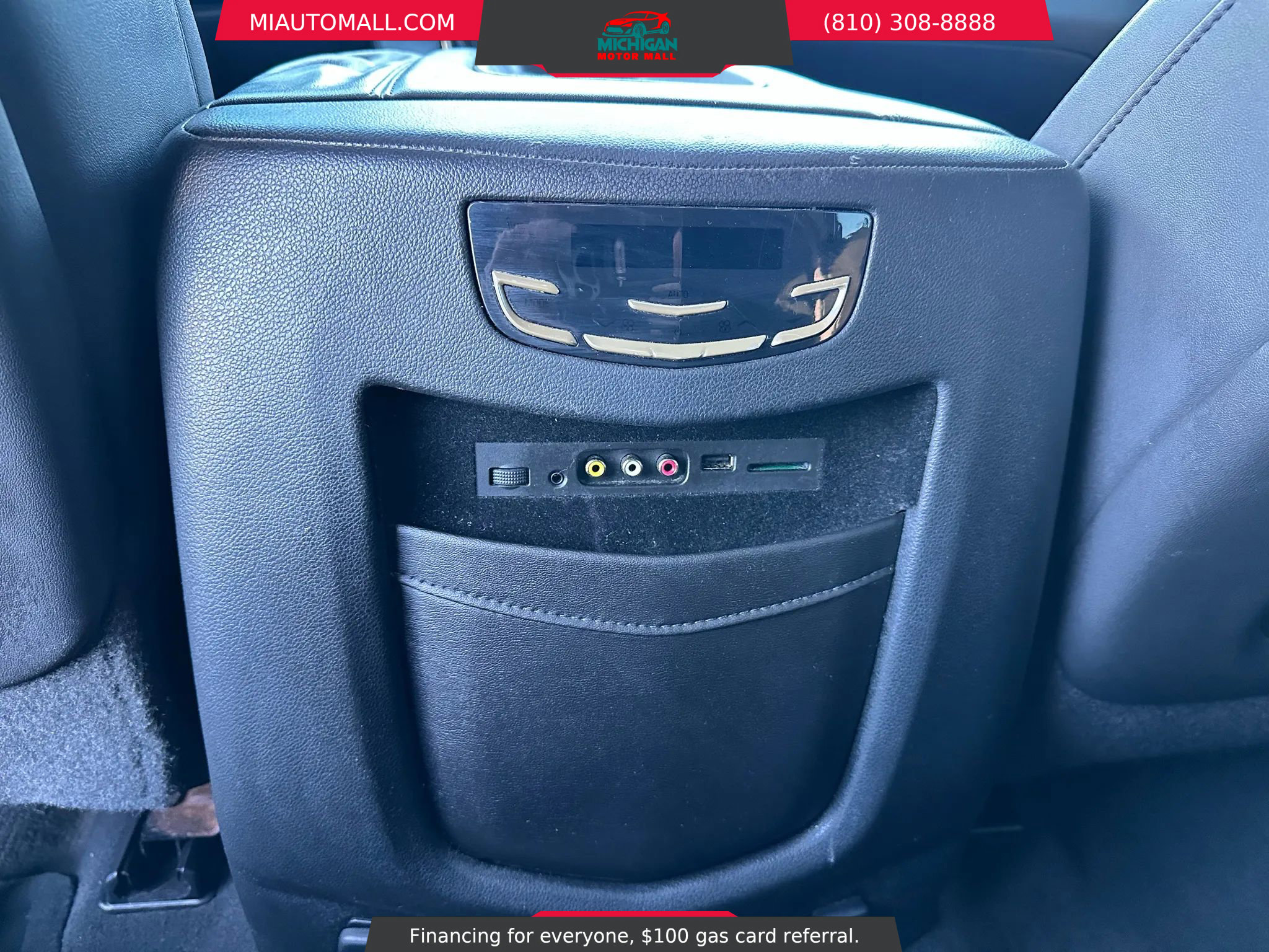 Used 2015 Cadillac Escalade Luxury image 27