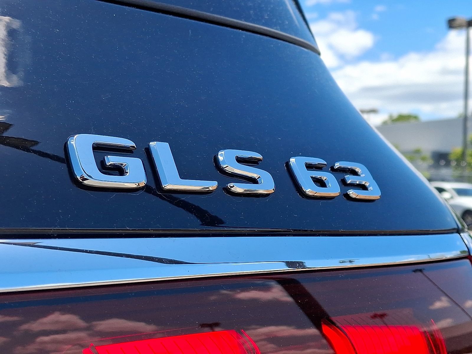 Used 2026 Mercedes-Benz GLS 63 AMG 4MATIC image 34