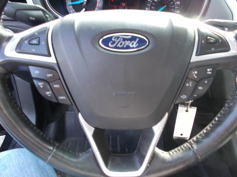Used 2015 Ford Fusion SE w/ Equipment Group 202A image 29