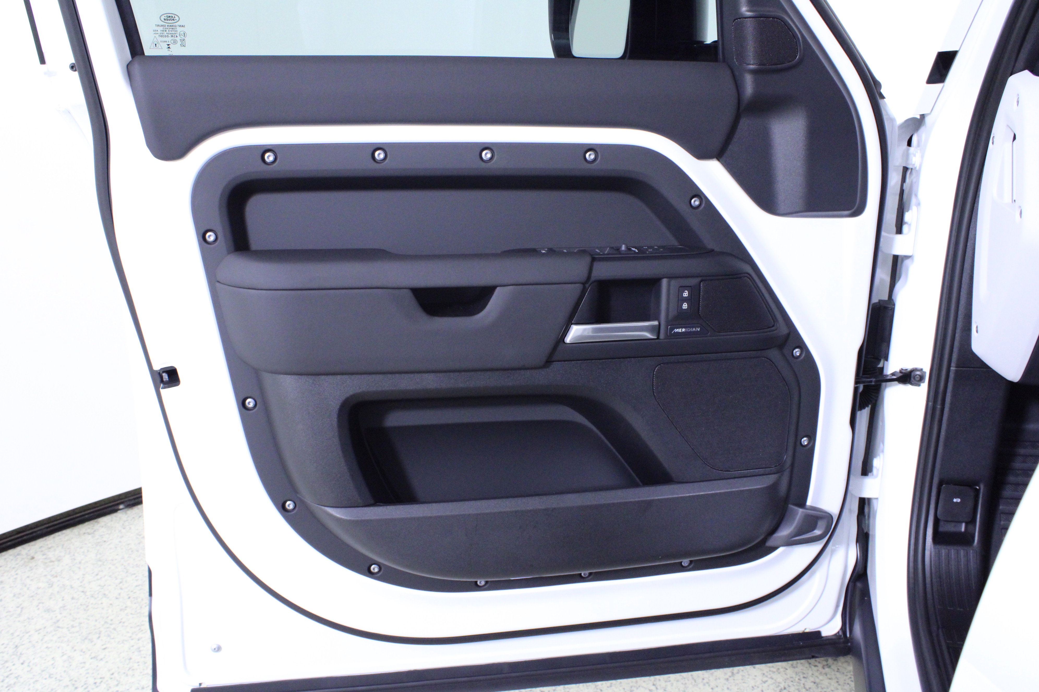 New 2026 Land Rover Defender 110 S image 15