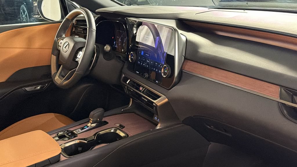 Certified 2023 Lexus RX 350 Premium w/ Accessory Package AWD/4WD image 11