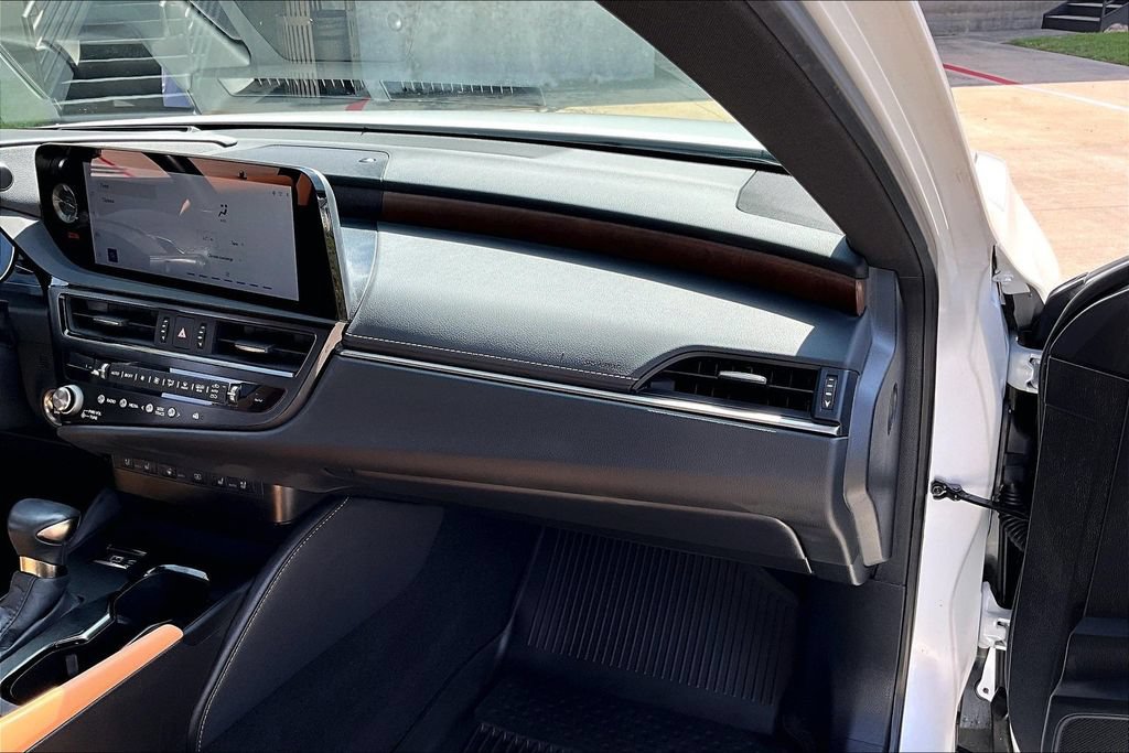 Used 2024 Lexus ES 350 Ultra Luxury w/ Accessory Package (Z2) FWD image 21