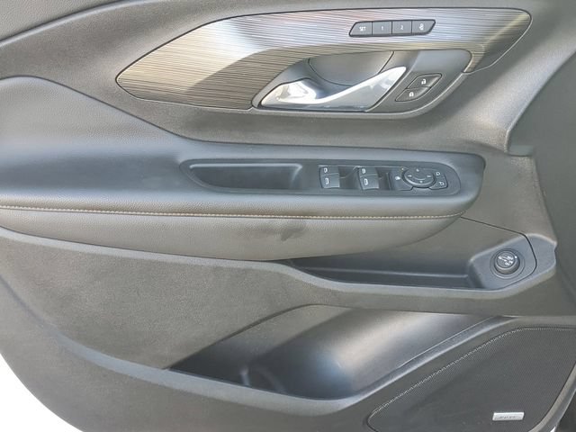 Certified 2021 GMC Terrain SLT w/ Infotainment Package II AWD/4WD image 16