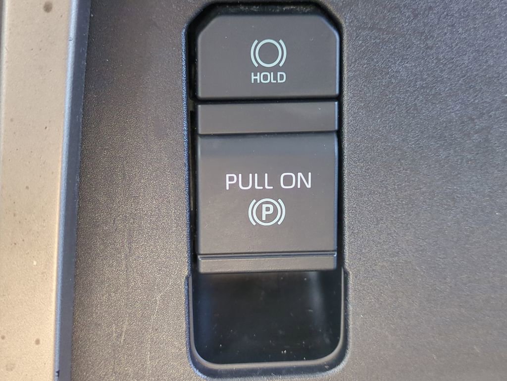 Used 2022 Toyota Tundra SR5 w/ SR5 Convenience Package image 26