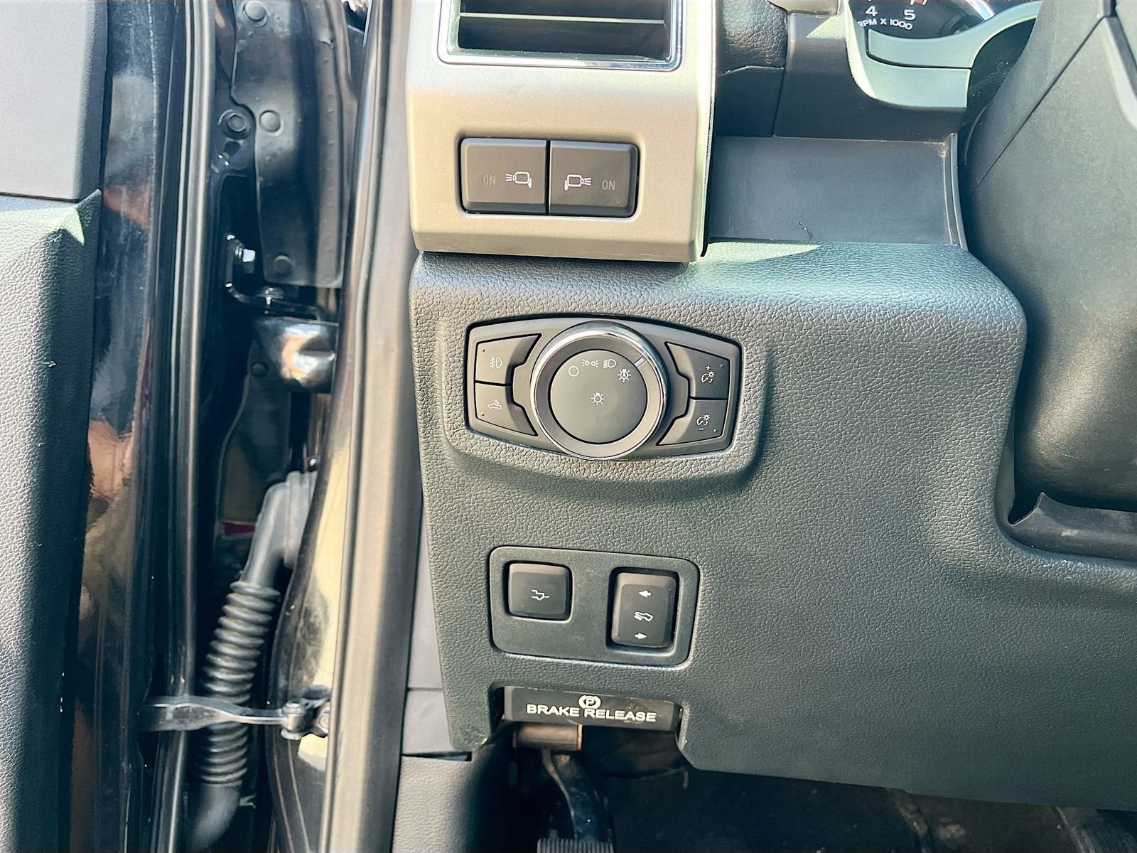 Used 2021 Ford F250 Lariat w/ Lariat Ultimate Package image 10