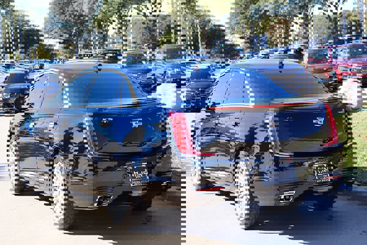 Used 2019 Cadillac XTS Luxury image 7