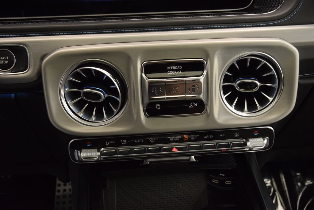 Used 2025 Mercedes-Benz G 580 w/ EQ Technology image 27