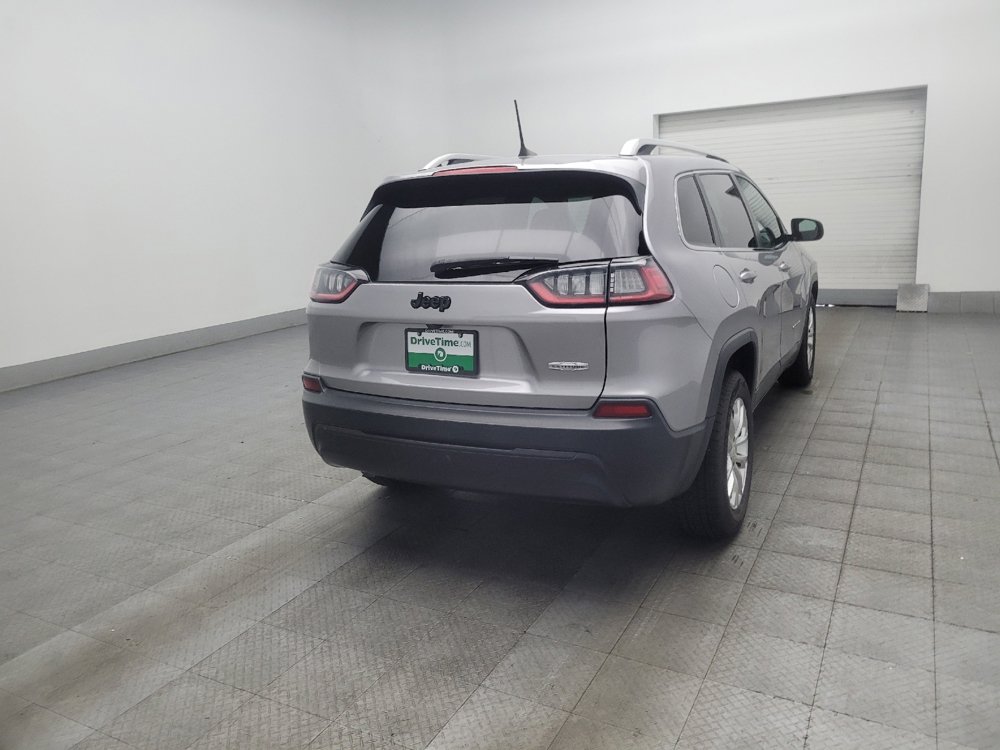 Used 2019 Jeep Cherokee Latitude w/ Popular Appearance Group FWD image 9