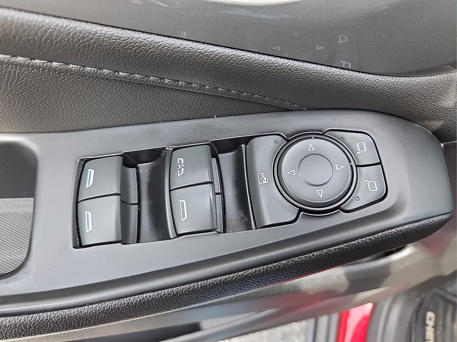 Certified 2023 Chevrolet Traverse LT FWD image 16