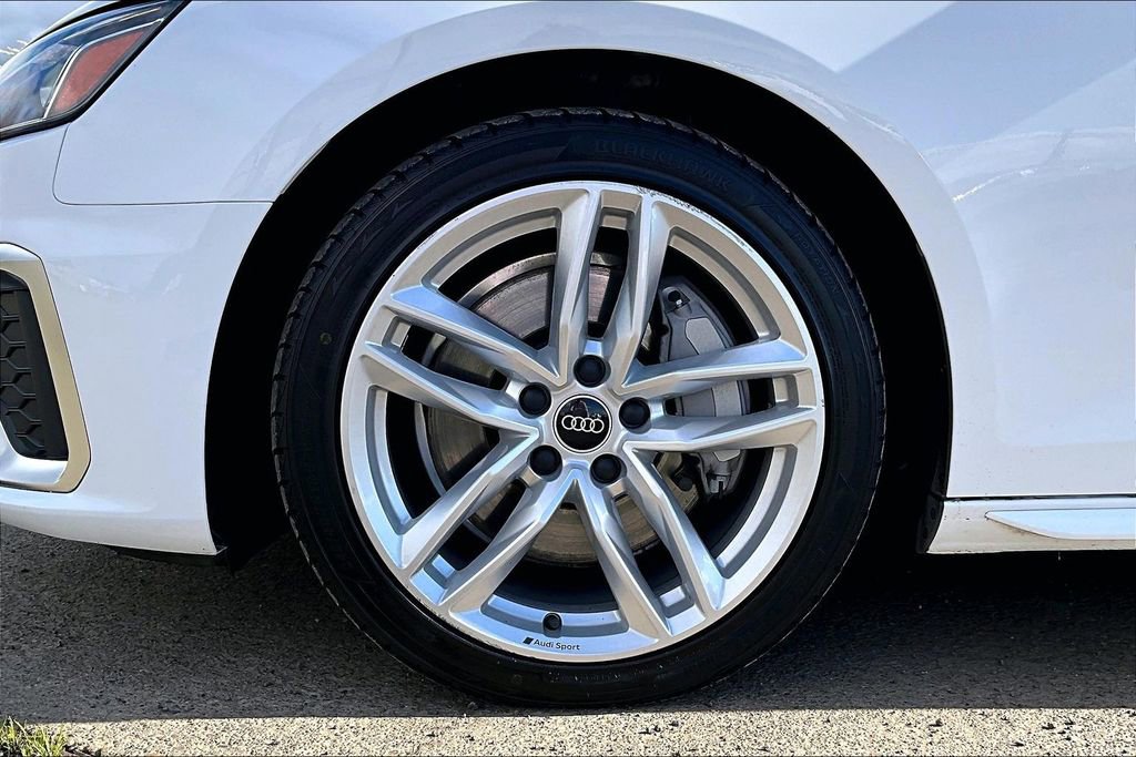 Used 2024 Audi A4 2.0T Premium Plus image 12