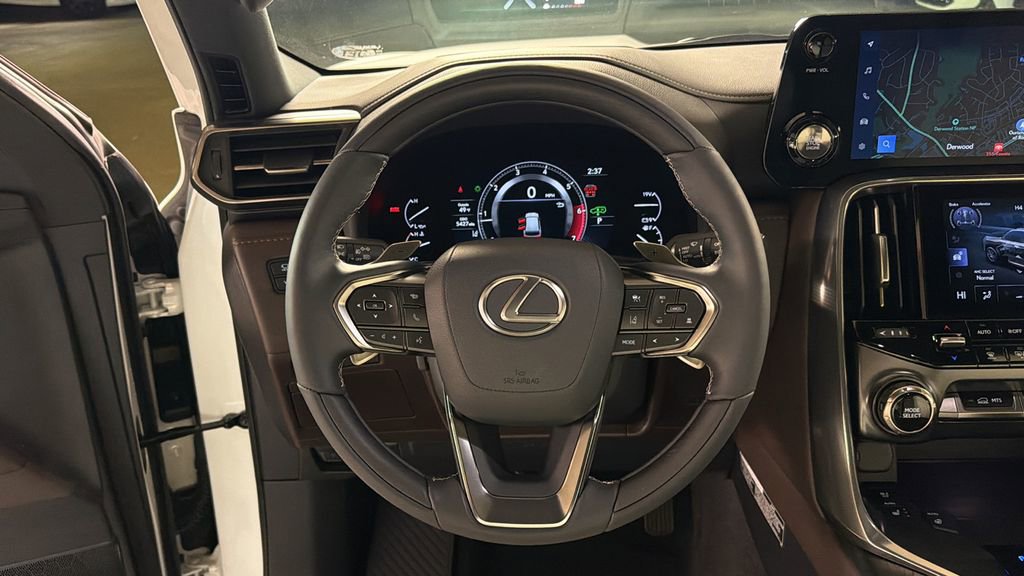 Certified 2024 Lexus LX 600 4WD w/ Appearance Package image 23