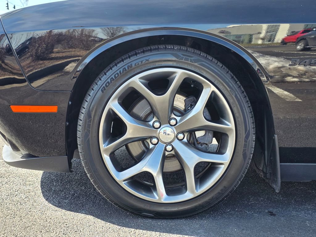 Used 2015 Dodge Challenger R/T w/ Quick Order Package 22B R/T image 8