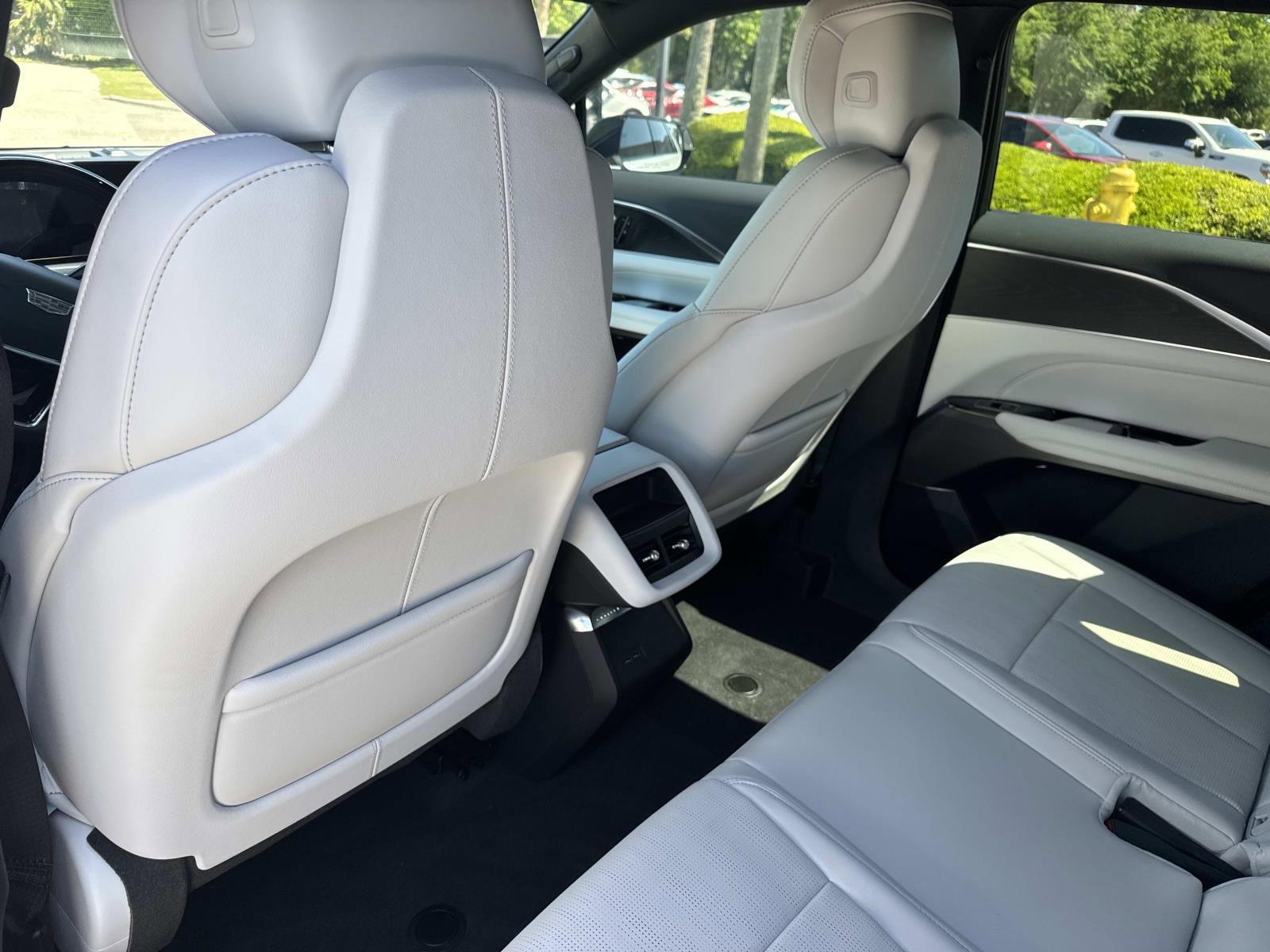 New 2026 Cadillac Lyriq Luxury RWD image 14