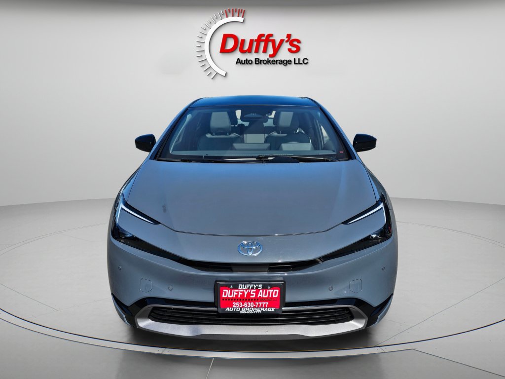 Used 2025 Toyota Prius XLE image 14