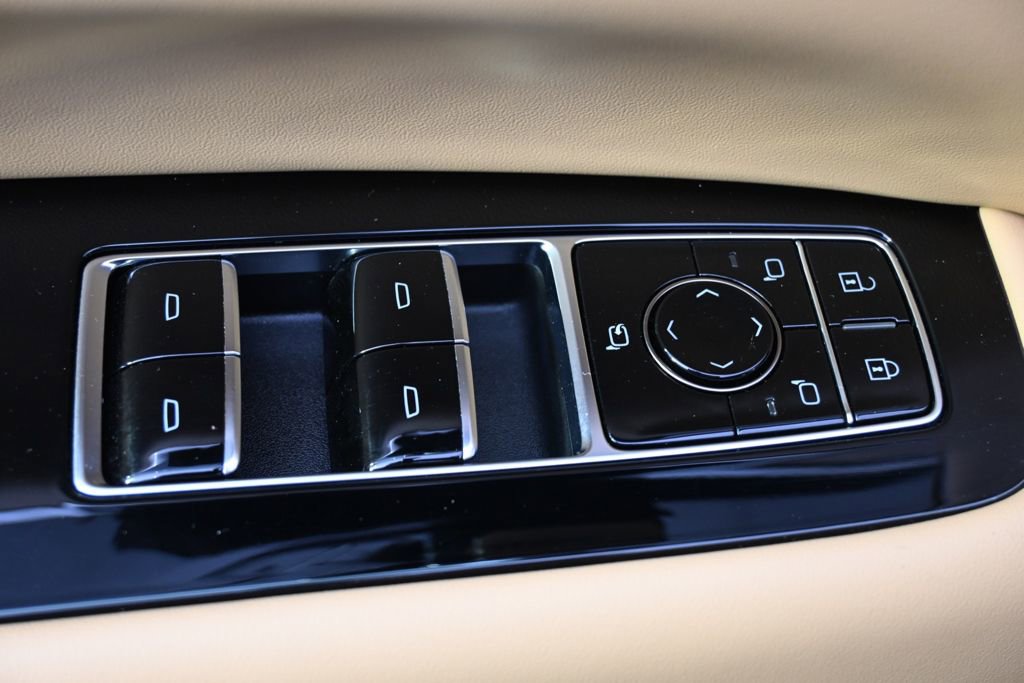 New 2025 Cadillac Escalade IQ Luxury 2 AWD/4WD image 24