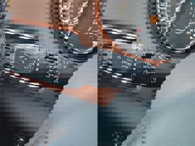 Used 2022 Maserati Levante GT image 25