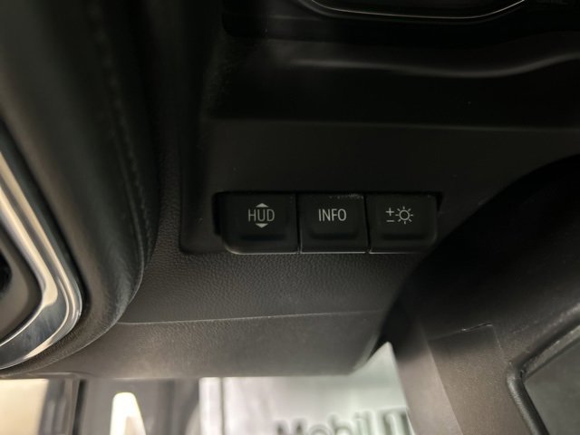 Used 2022 GMC Sierra 3500 Denali w/ Denali Ultimate Package image 16