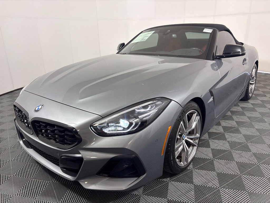 Certified 2024 BMW Z4 sDrive30i w/ Premium Package RWD image 2