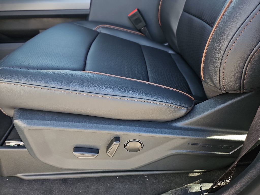 New 2026 Ford F250 Lariat w/ Tremor Off-Road Package image 23