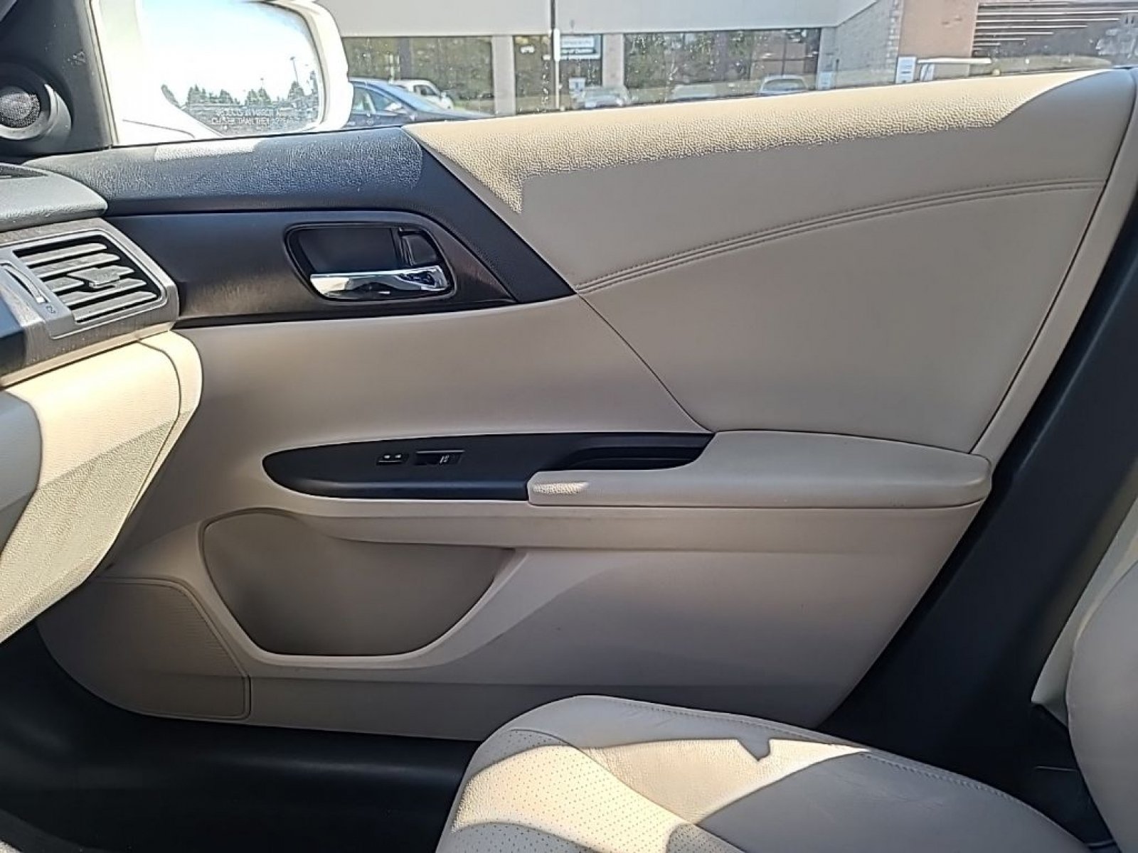 Used 2013 Honda Accord EX-L image 7