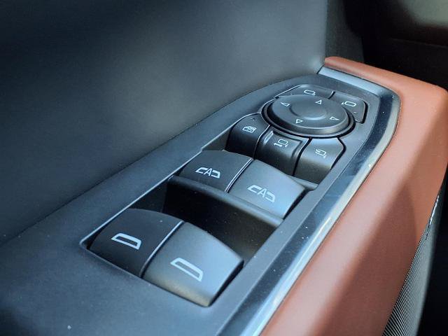 New 2026 GMC Sierra 2500 Denali Ultimate AWD/4WD image 17