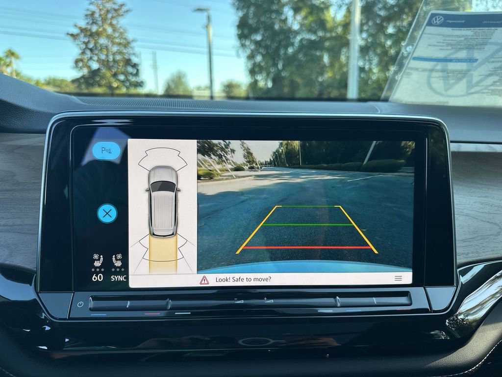 New 2026 Volkswagen Atlas SE image 17