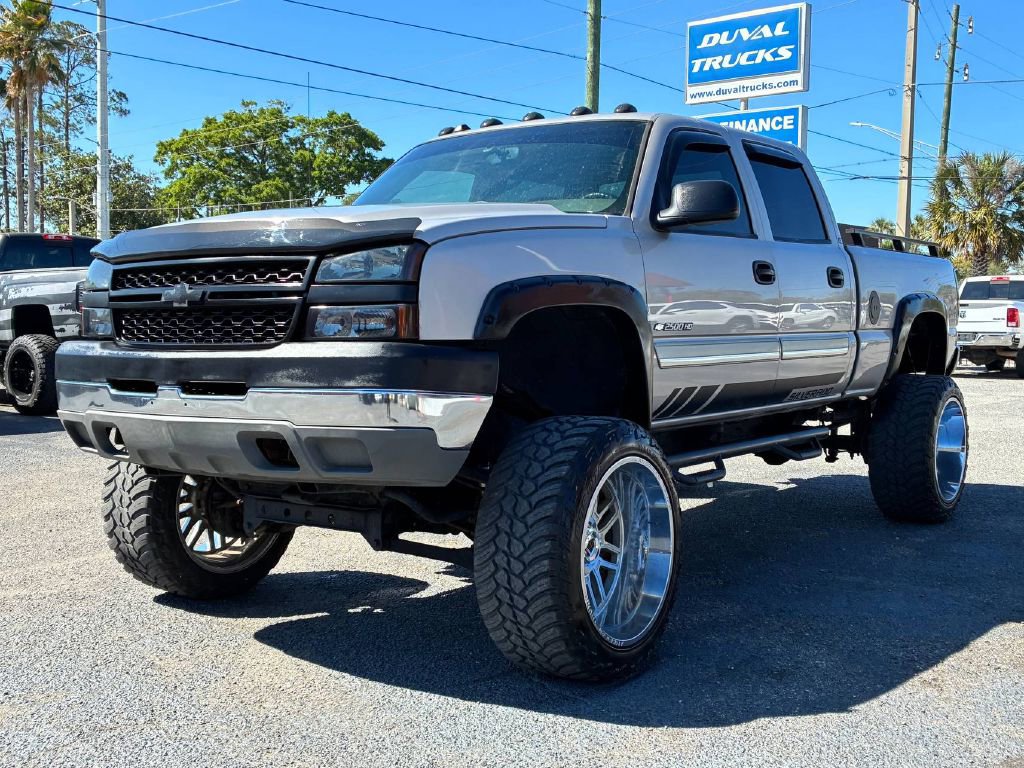 Used 2005 Chevrolet Silverado 2500 LS w/ Skid Plate Package AWD/4WD image 1