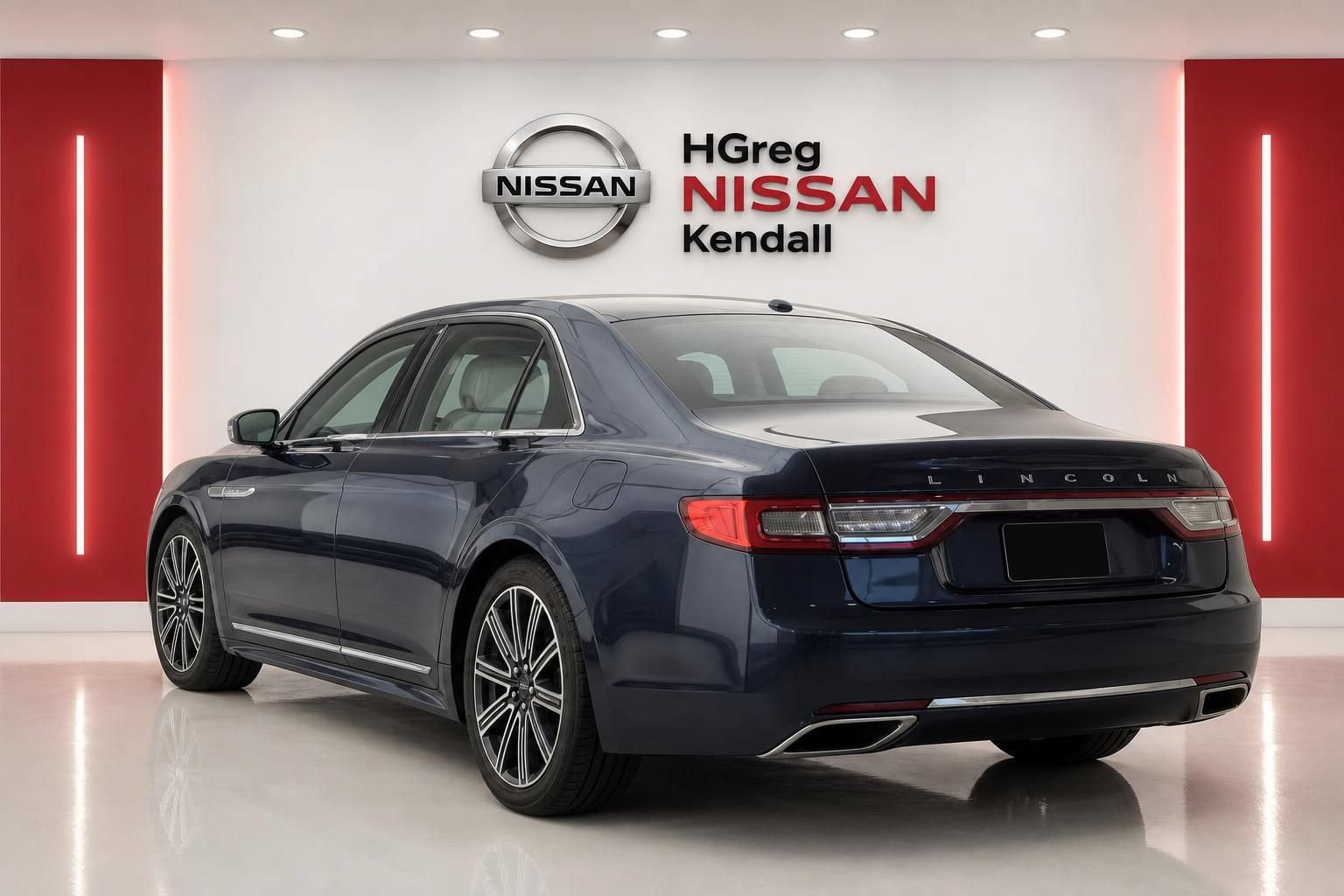 Used 2017 Lincoln Continental Reserve w/ Rear-seat Package AWD/4WD image 2