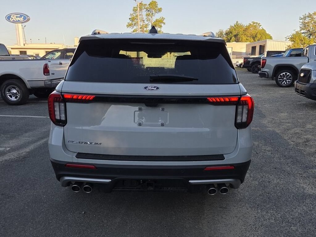 New 2027 Ford Explorer Platinum w/ 3.0L Ultimate Package RWD image 12