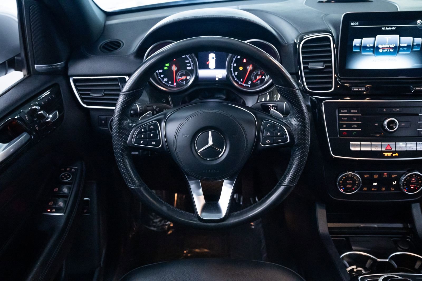 Used 2017 Mercedes-Benz GLS 450 4MATIC image 11