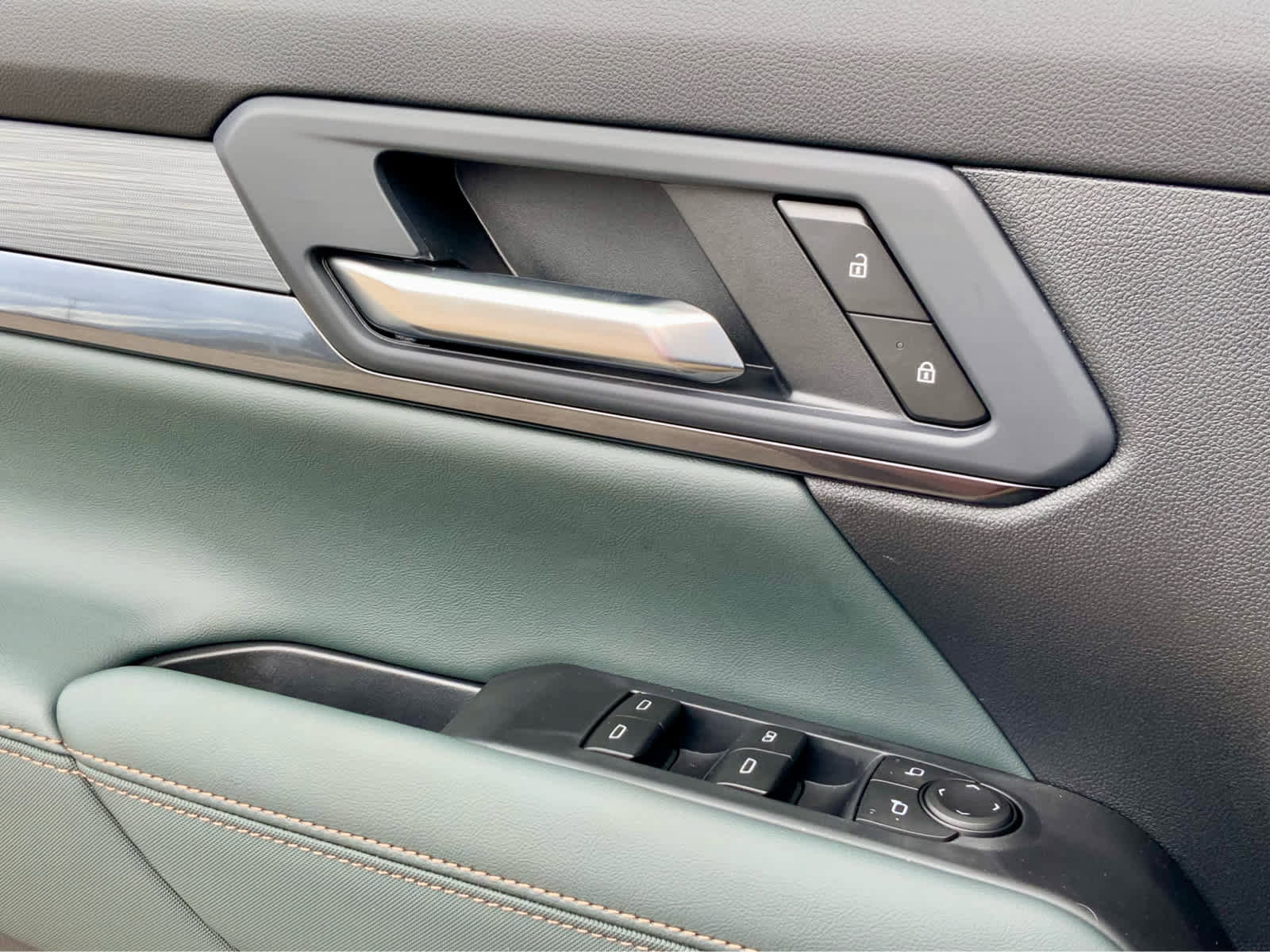 New 2026 GMC Terrain AT4 image 53