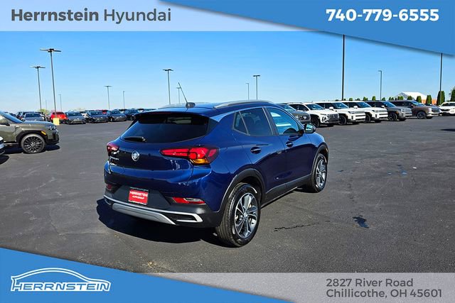 Used 2023 Buick Encore GX Select AWD/4WD image 30