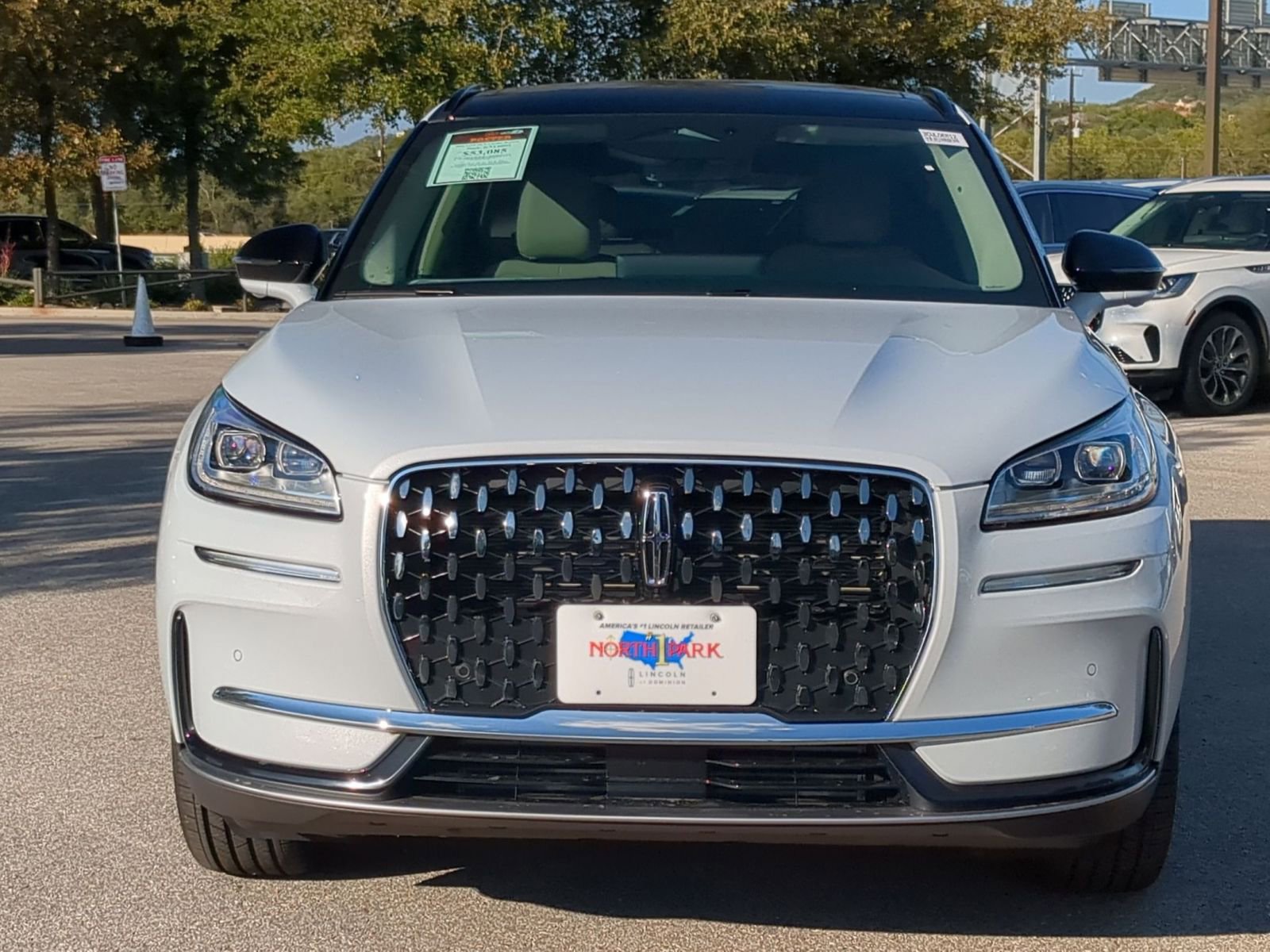 New 2026 Lincoln Corsair Reserve image 8