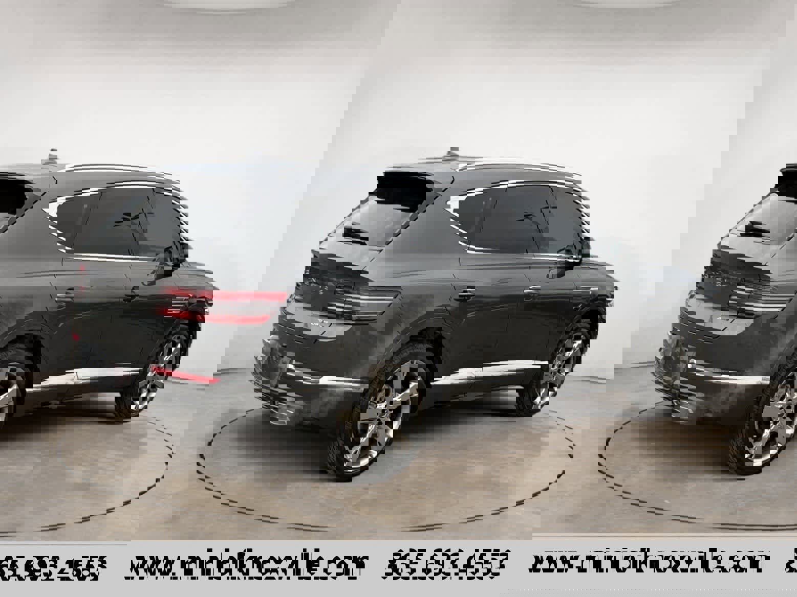 Used 2023 Genesis GV80 3.5T w/ Prestige Package image 3