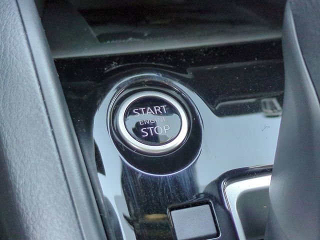 New 2025 Nissan Versa SV w/ Trunk Package image 24