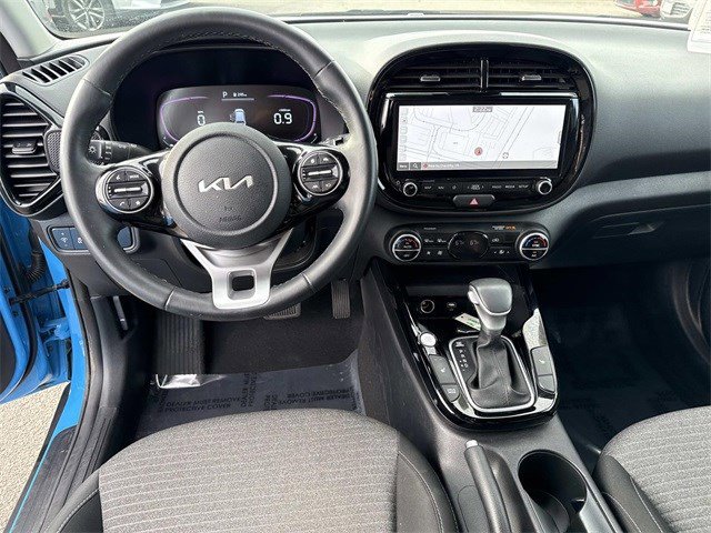 Used 2024 Kia Soul EX image 18