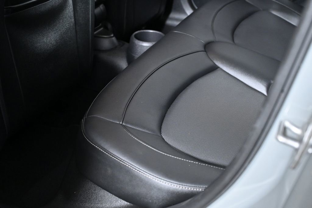 Used 2021 MINI Cooper S w/ 6.5" Touchscreen Package image 32