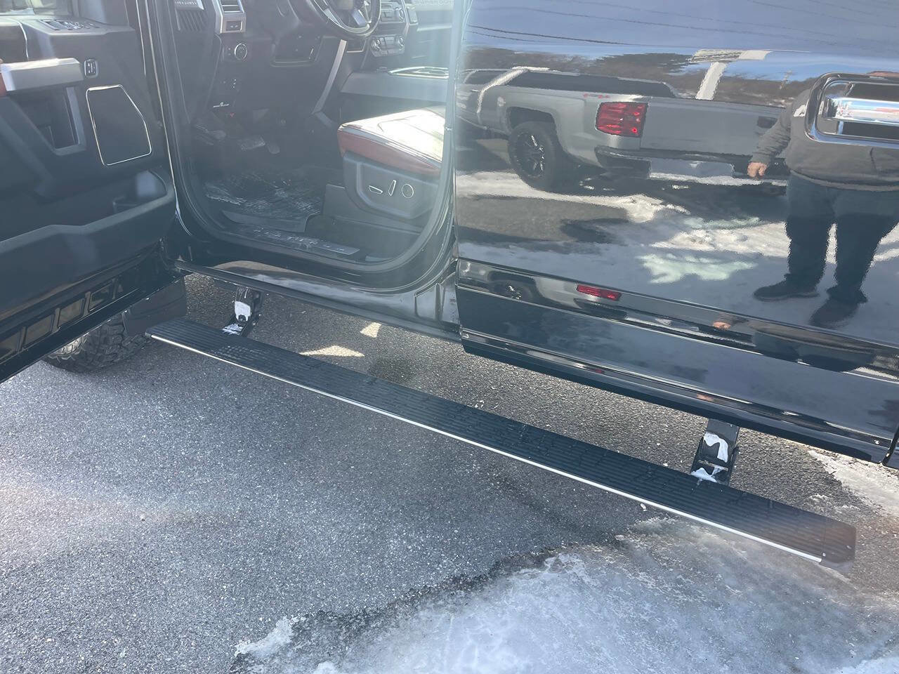 Used 2018 Ford F350 Platinum AWD/4WD image 12