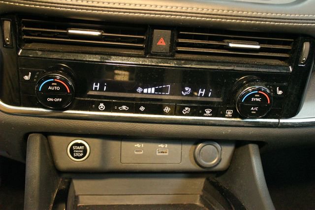 Used 2021 Nissan Rogue SV image 26