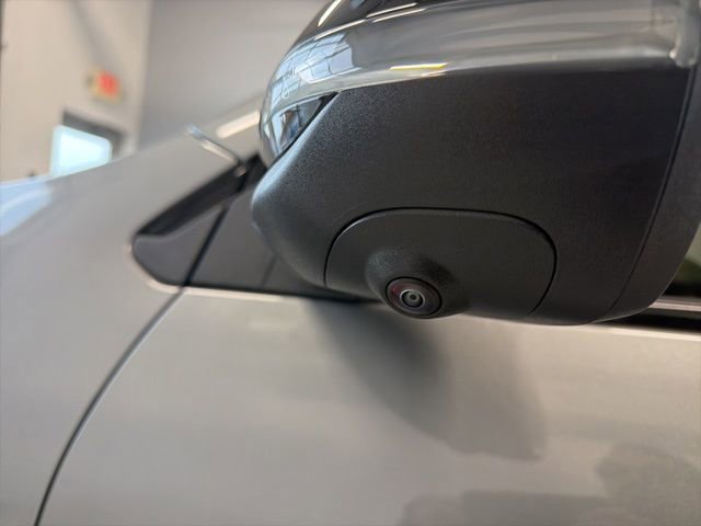 New 2026 GMC Acadia AT4 w/ Luxury Package image 6