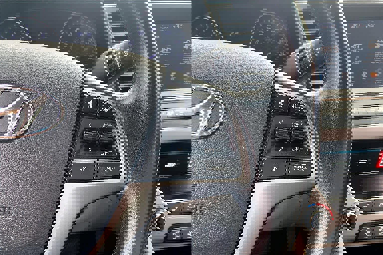 Used 2017 Hyundai Elantra Value Edition w/ Cargo Package image 25