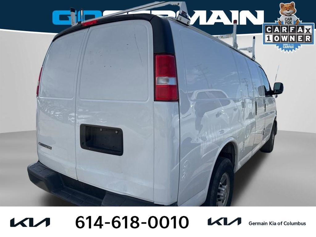 Used 2017 Chevrolet Express 2500 Work Van image 5