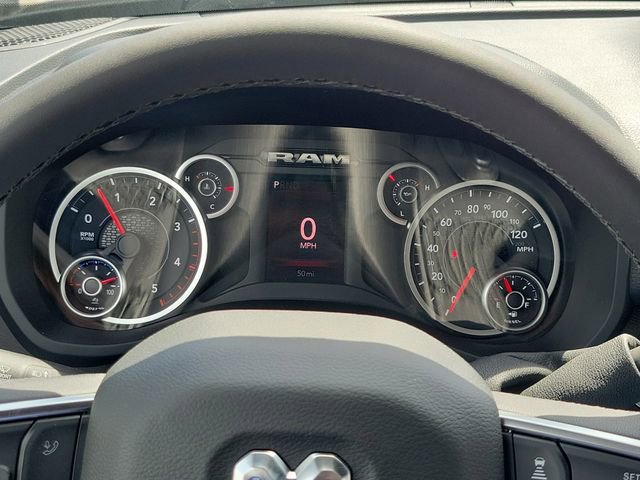 New 2025 RAM 2500 Big Horn AWD/4WD image 18