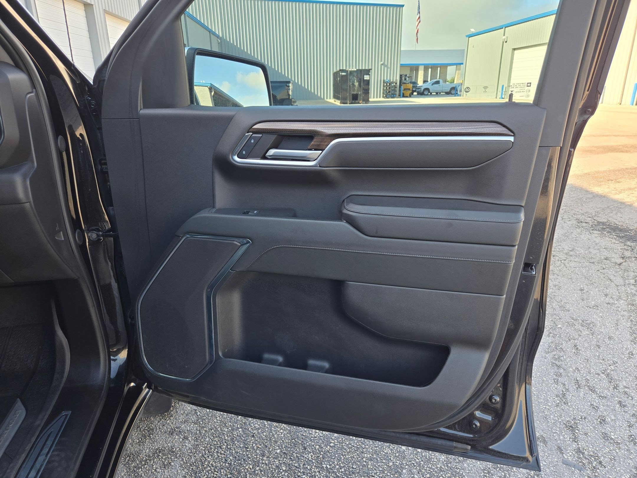 Certified 2024 Chevrolet Silverado 1500 LT RWD image 24