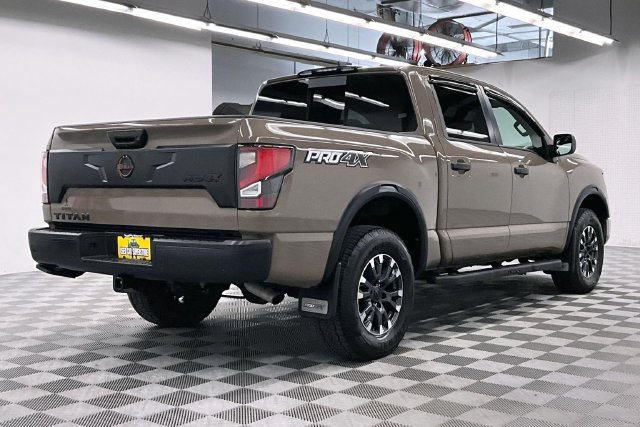 Used 2024 Nissan Titan PRO-4X w/ Pro-4x Utility Package AWD/4WD image 14