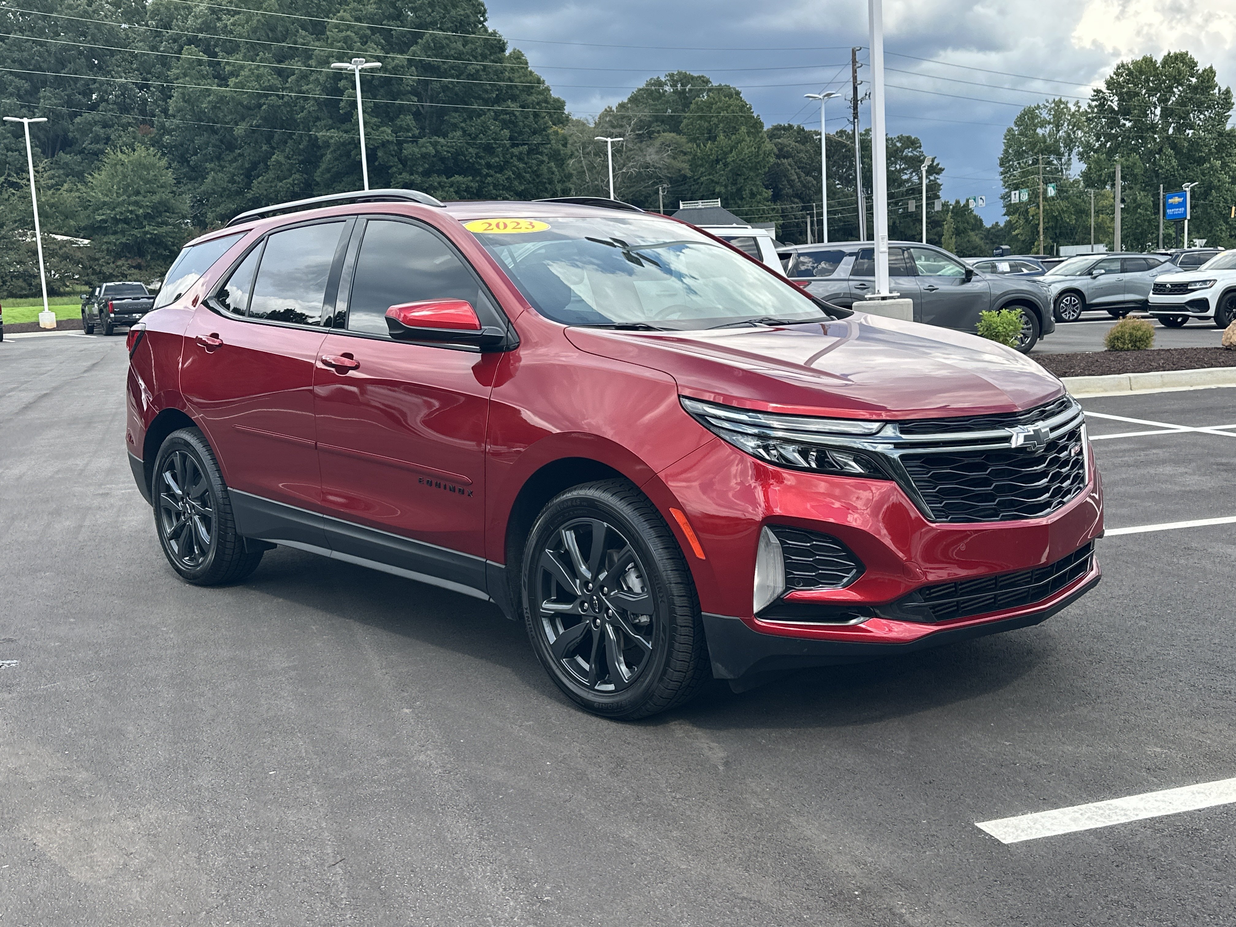 Used 2023 Chevrolet Equinox RS FWD video 2