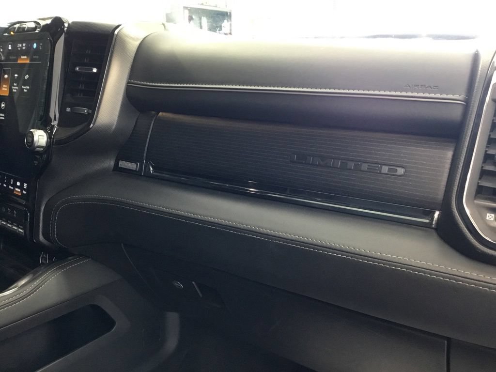 Used 2022 RAM 3500 Limited AWD/4WD image 46