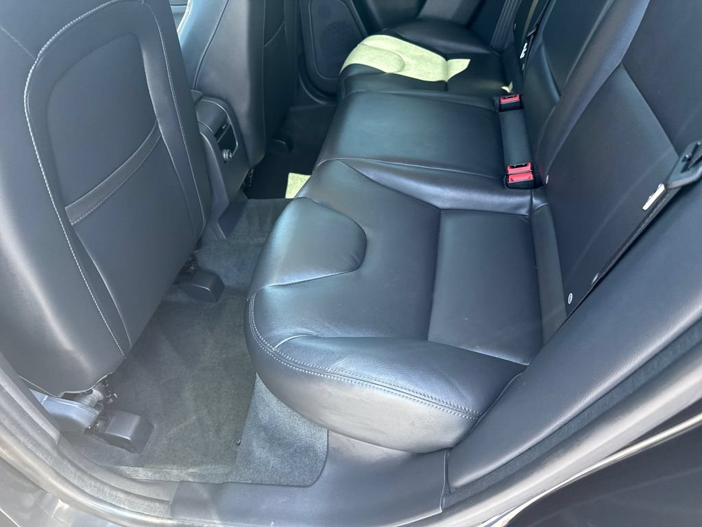 Used 2015 Volvo XC60 T6 w/ Proximity Package AWD/4WD image 19