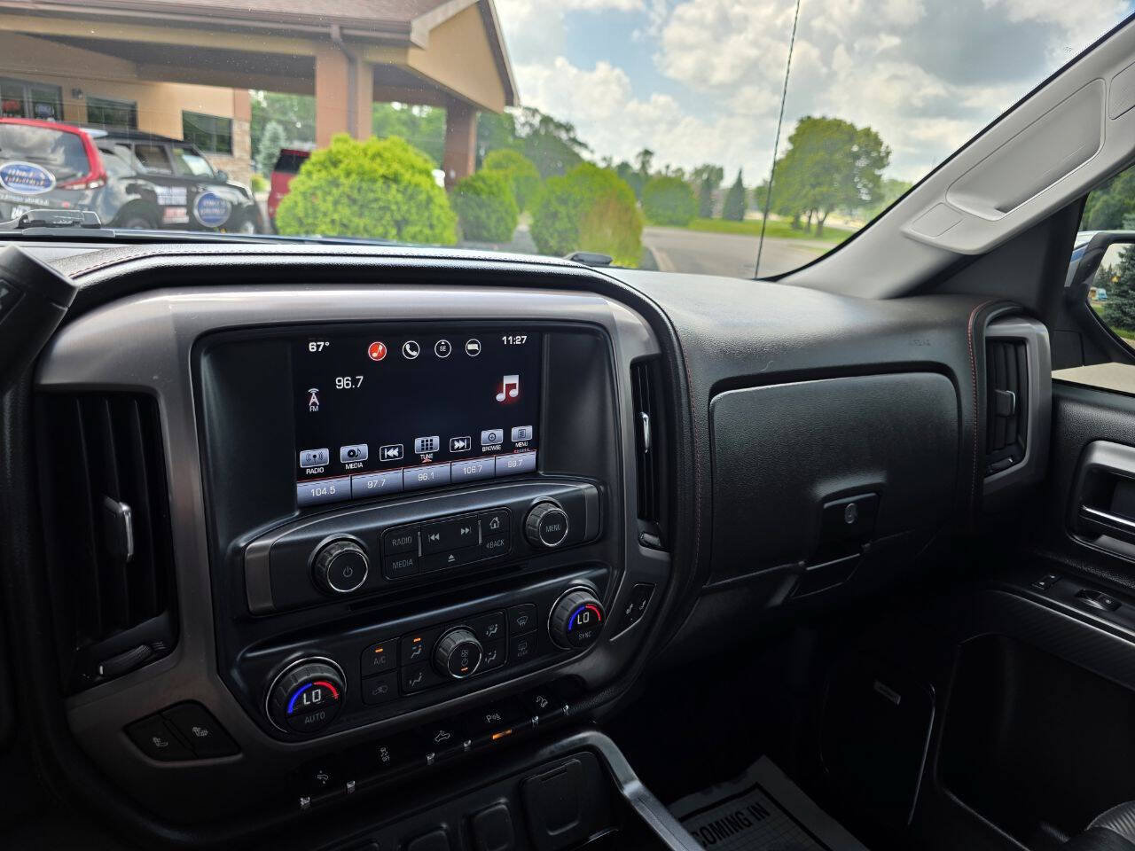 Used 2016 GMC Sierra 1500 SLT w/ All-Terrain Package AWD/4WD image 16