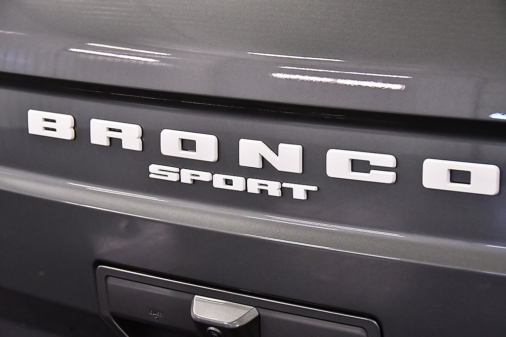 Used 2025 Ford Bronco Sport Heritage w/ Convenience Package AWD/4WD image 12